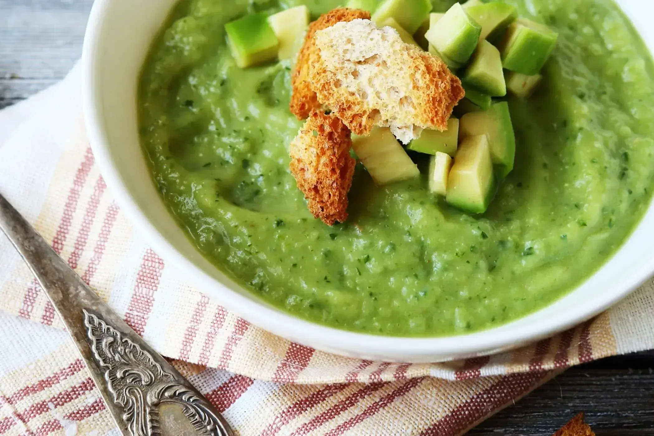 Cold Avocado Cream Soupimage